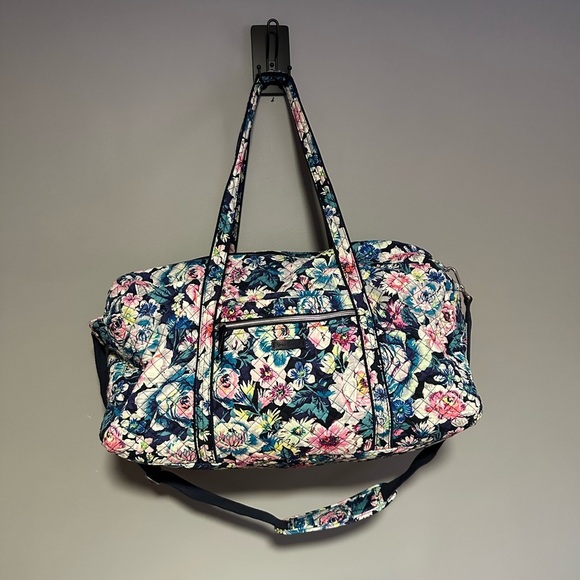 Vera Bradley Handbags - Vera Bradley Duffle Bag